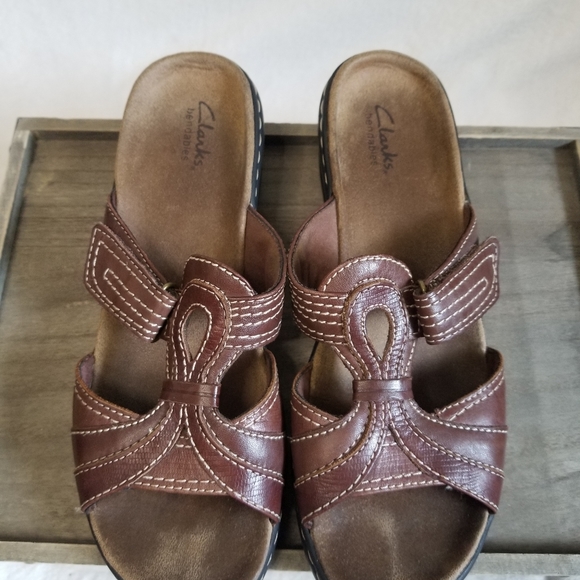 Clarks Bendables Brown Leather 8.5 Open Toe Comfort Slide Wedge Sandals - Picture 3 of 12